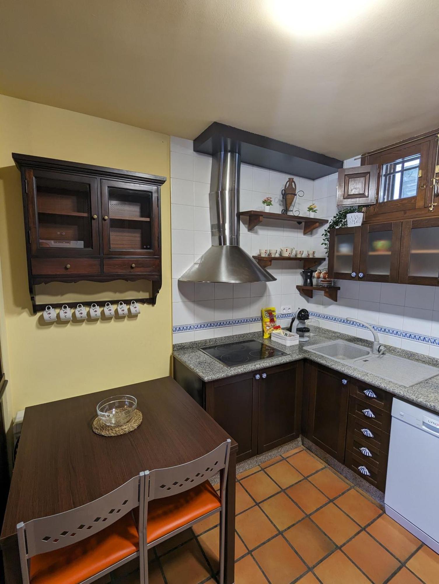 Apartamentos Hoz Del Huecar 쿠엥카 외부 사진